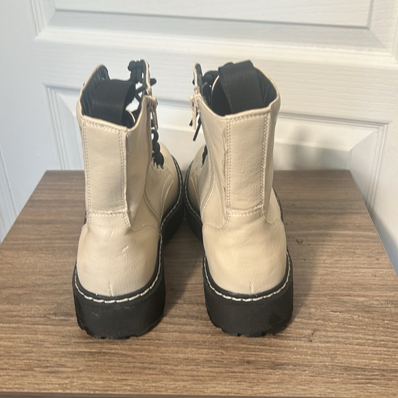 SINCERELY JULES HARLEY COMBAT BOOTS CREAM COLOUR SIZE 7.5 - Picture 7 of 10